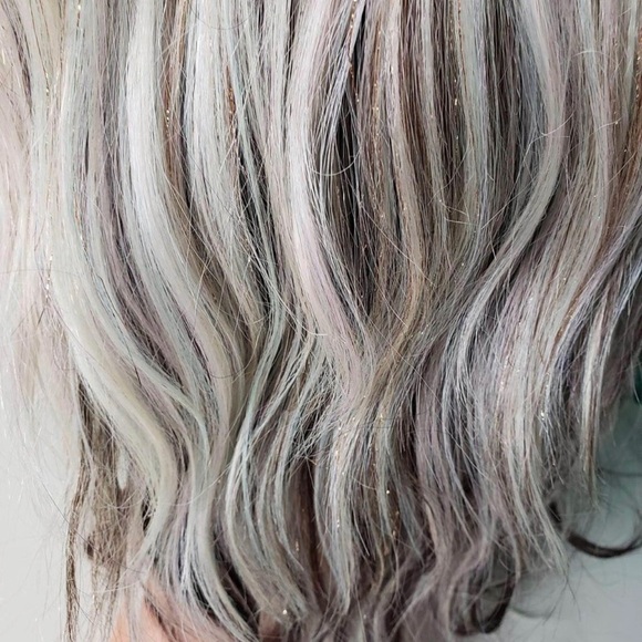 Multicolor wig - Picture 7 of 7